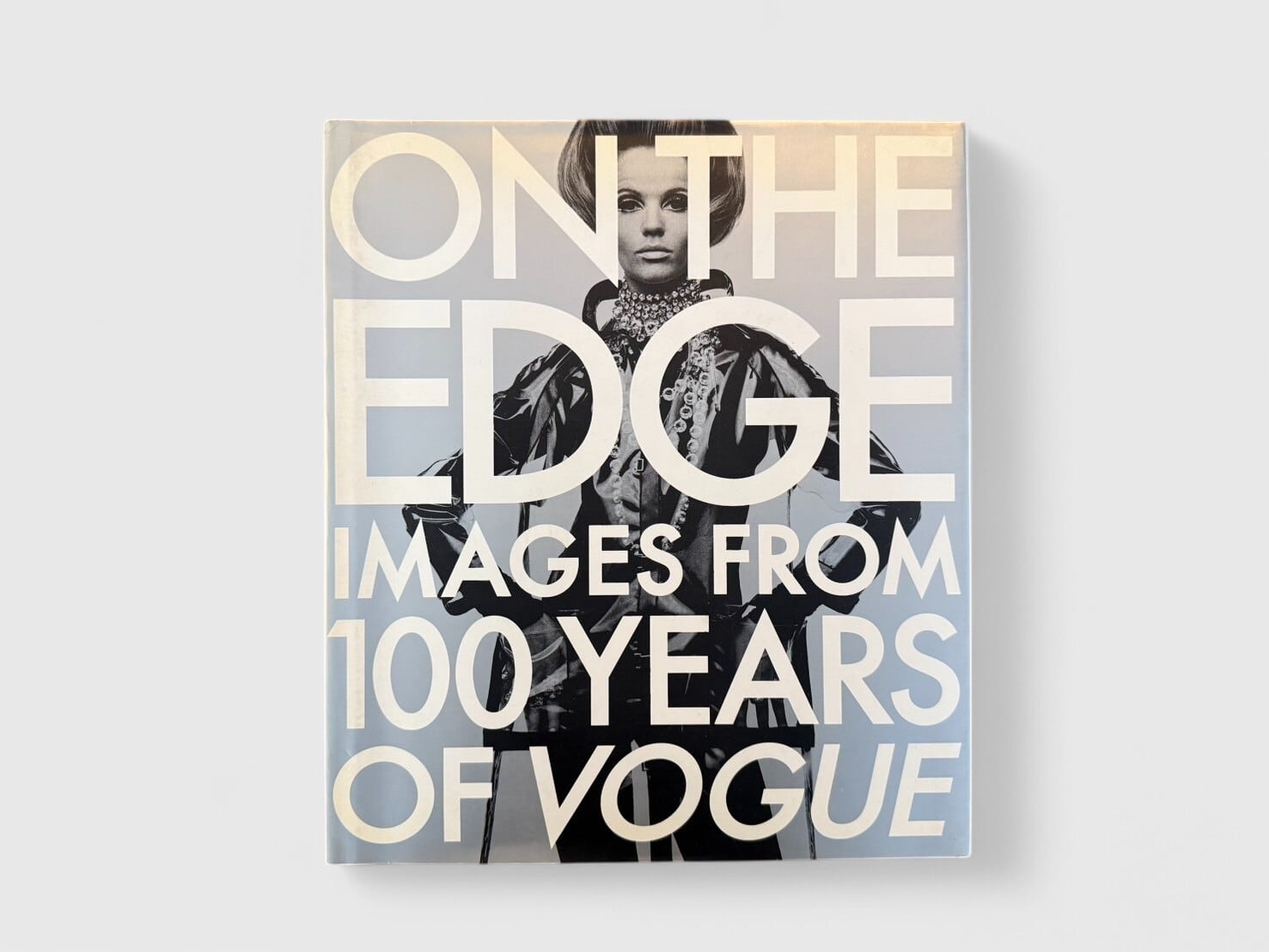 【SF053】On the Edge: Images from 100 Years of Vogue(1992) /Kennedy Fraser & Anna Winter