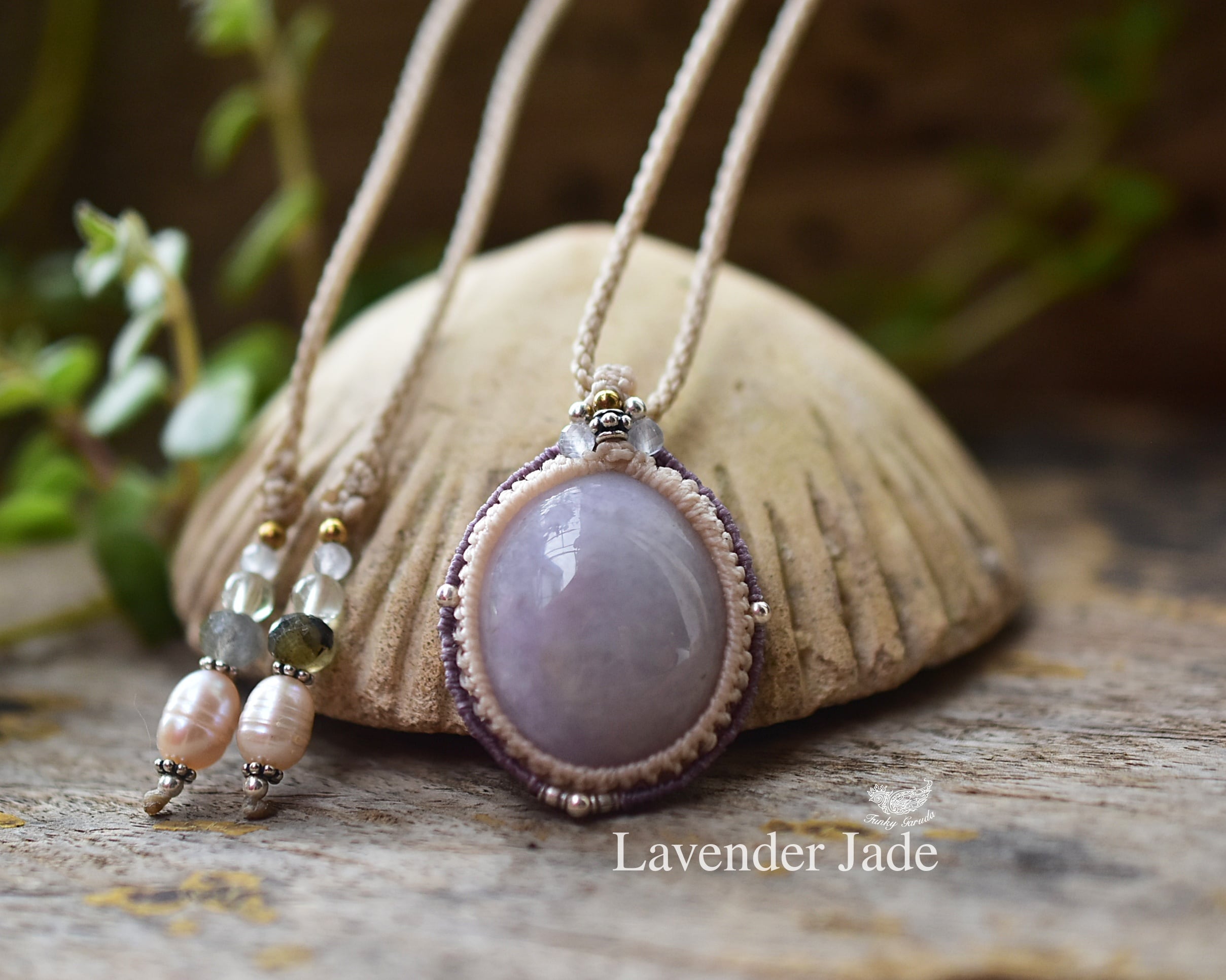 大粒白雪ラベンダー本翡翠マクラメネックレス1683 | iichi 日々の