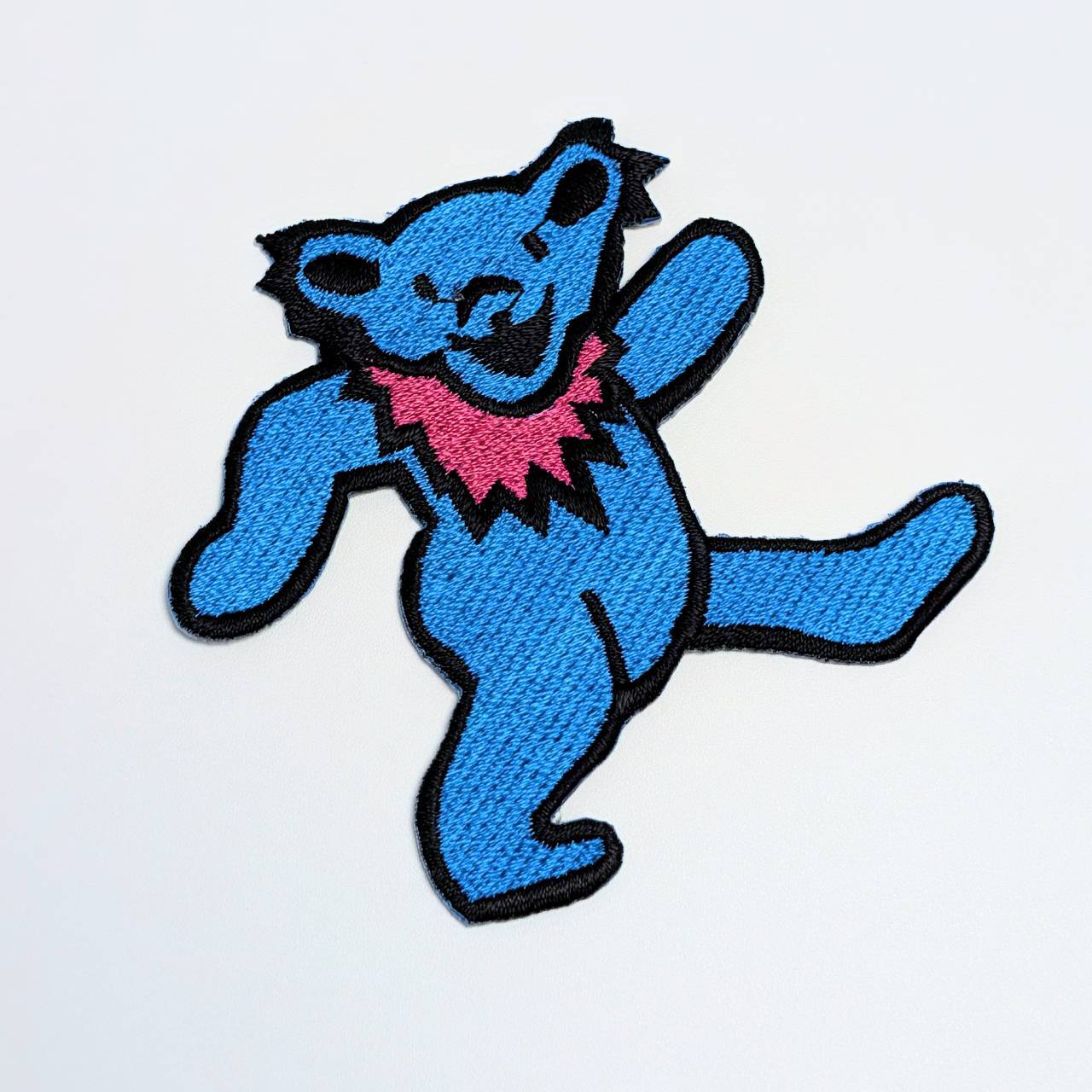 送料無料！★刺繍アイロンワッペン★【 Grateful Dead ( グレイトフルデッド ) 】 Dancingbear / ダンシングベアー〚アメリカン雑貨 アメトイ〛