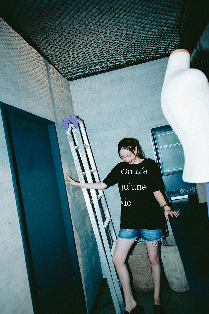 文字プリントTシャツ