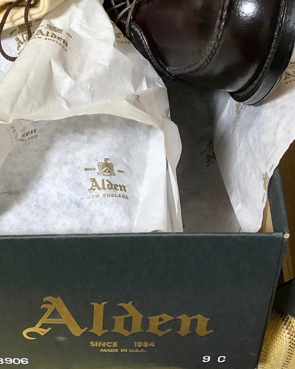 新品 Alden オールデンマディソン別注 レンジャーモック コード 新品 Alden オールデンマディソン別注 レンジャーモック コード