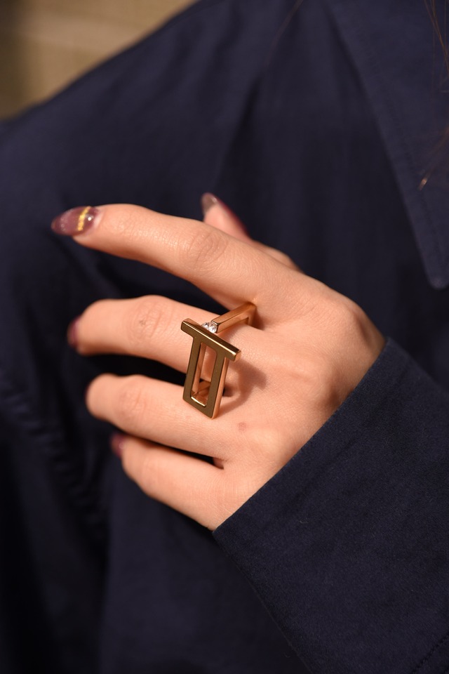 Maison Margiela / vintage square design ring.