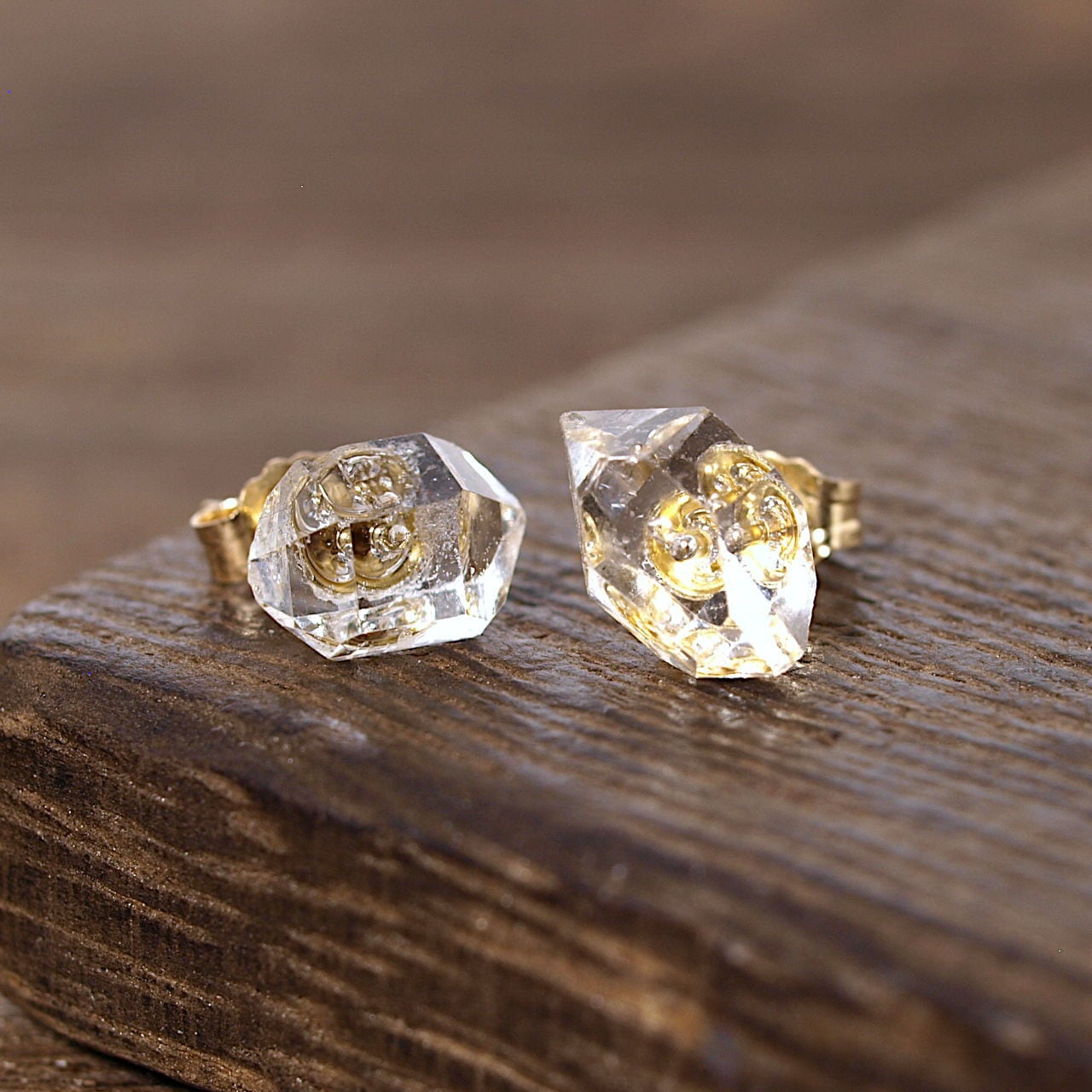 限定】ハーキマーダイヤモンド原石K14GFスタッドピアス | Natural Style