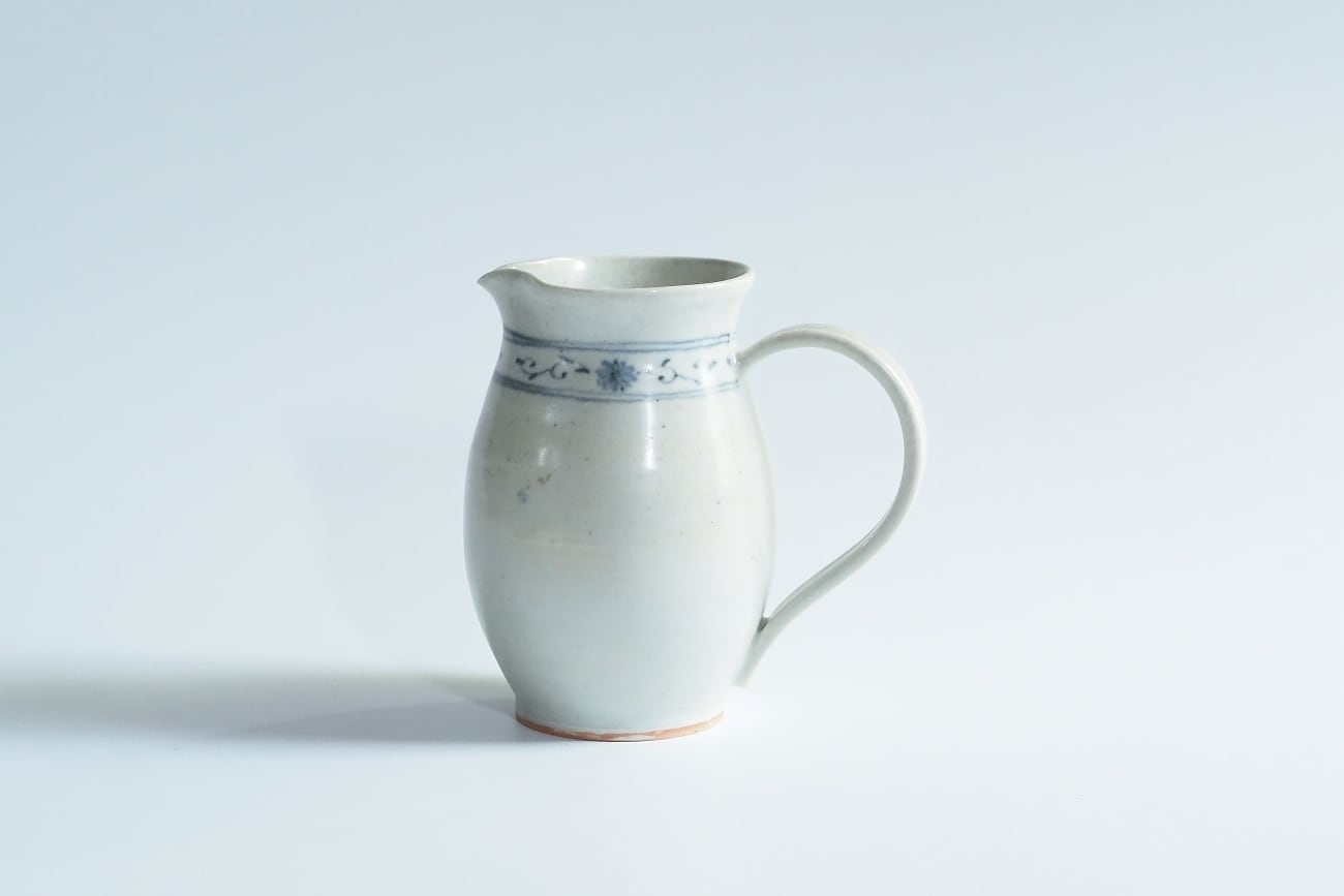 安南小花唐草紋ピッチャー 村山朋子