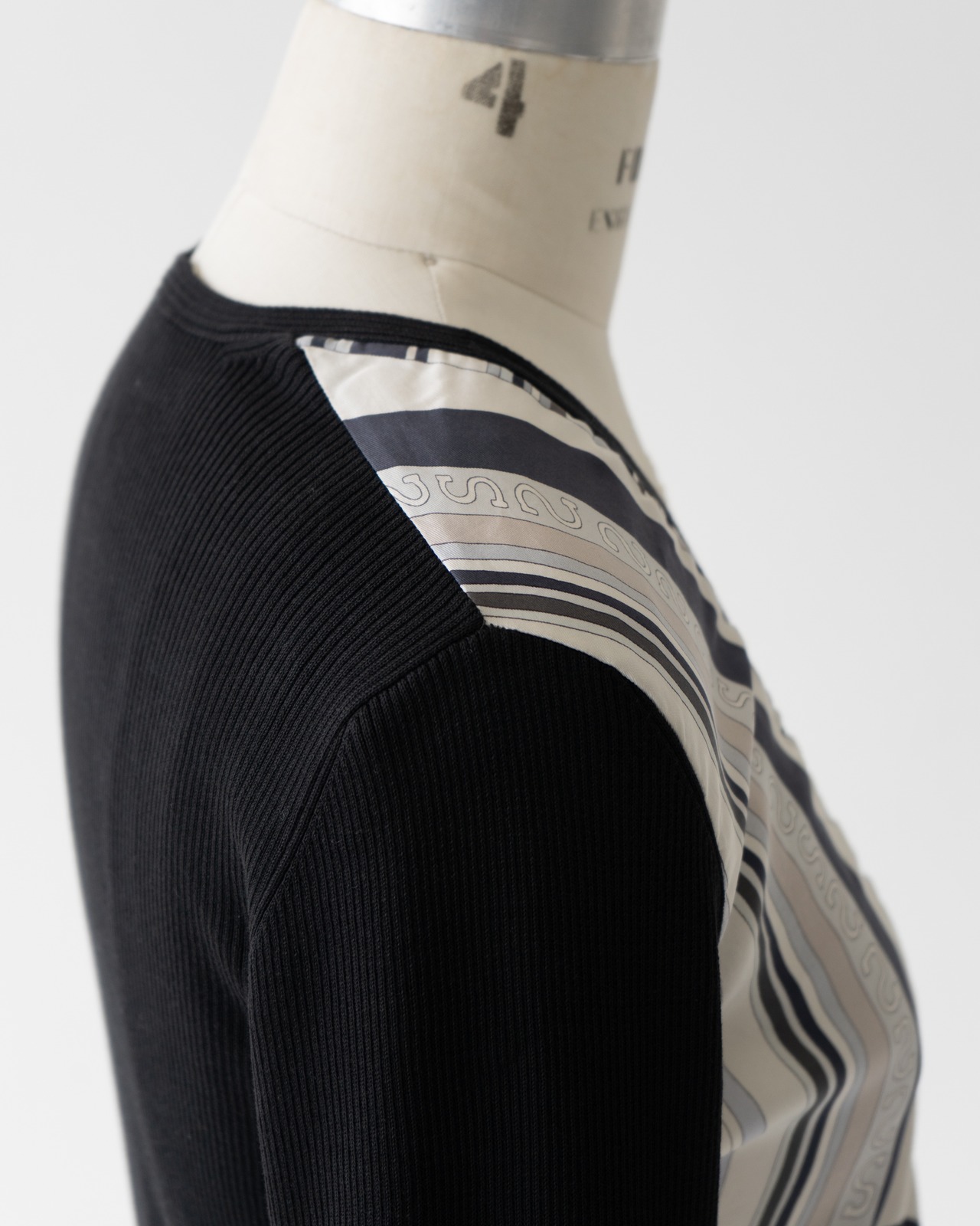 〈Hermès by martin margiela〉Patterned Knit Sweater