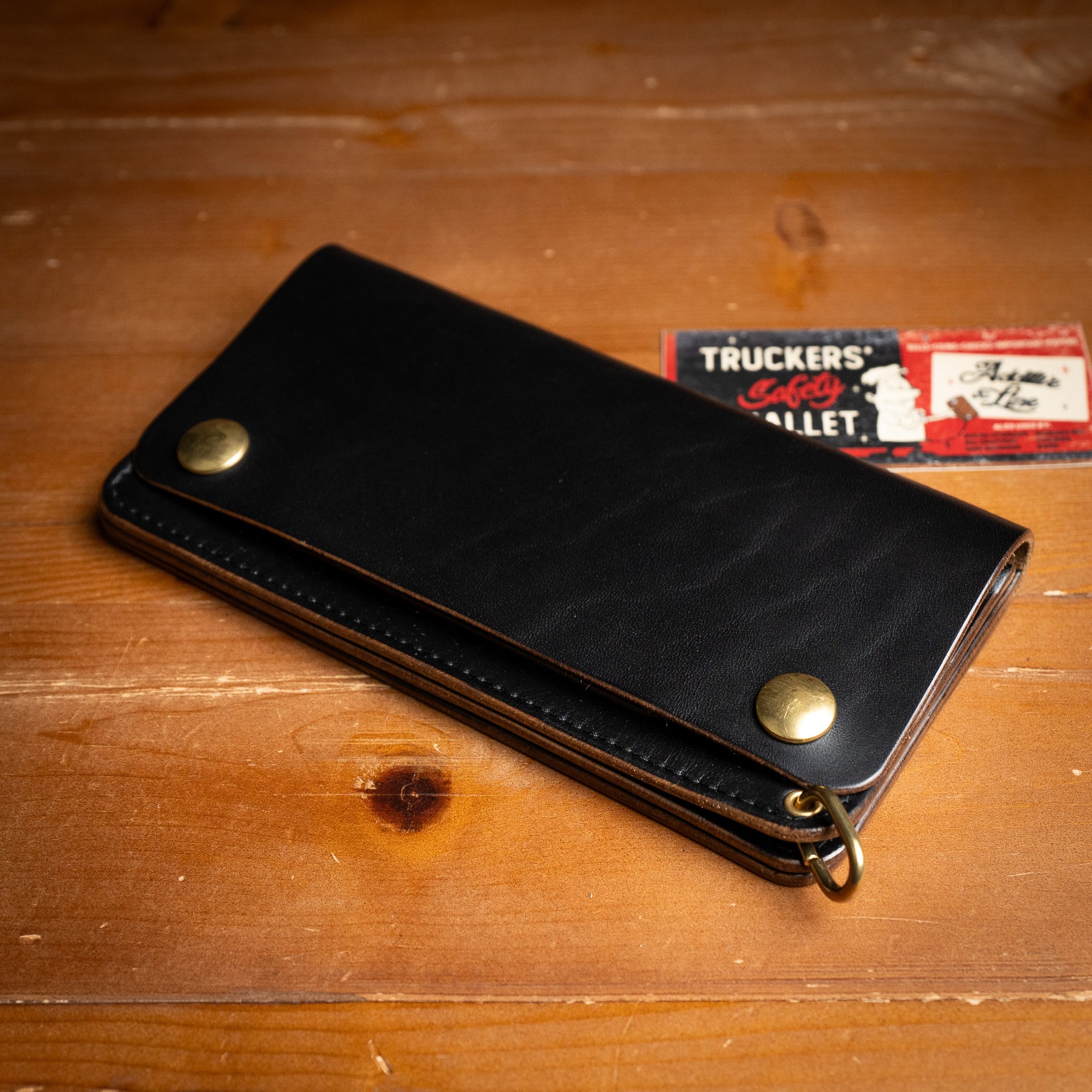 Additive and Line】Tracker Wallet TW-004 Maryam Horse Butt 3層