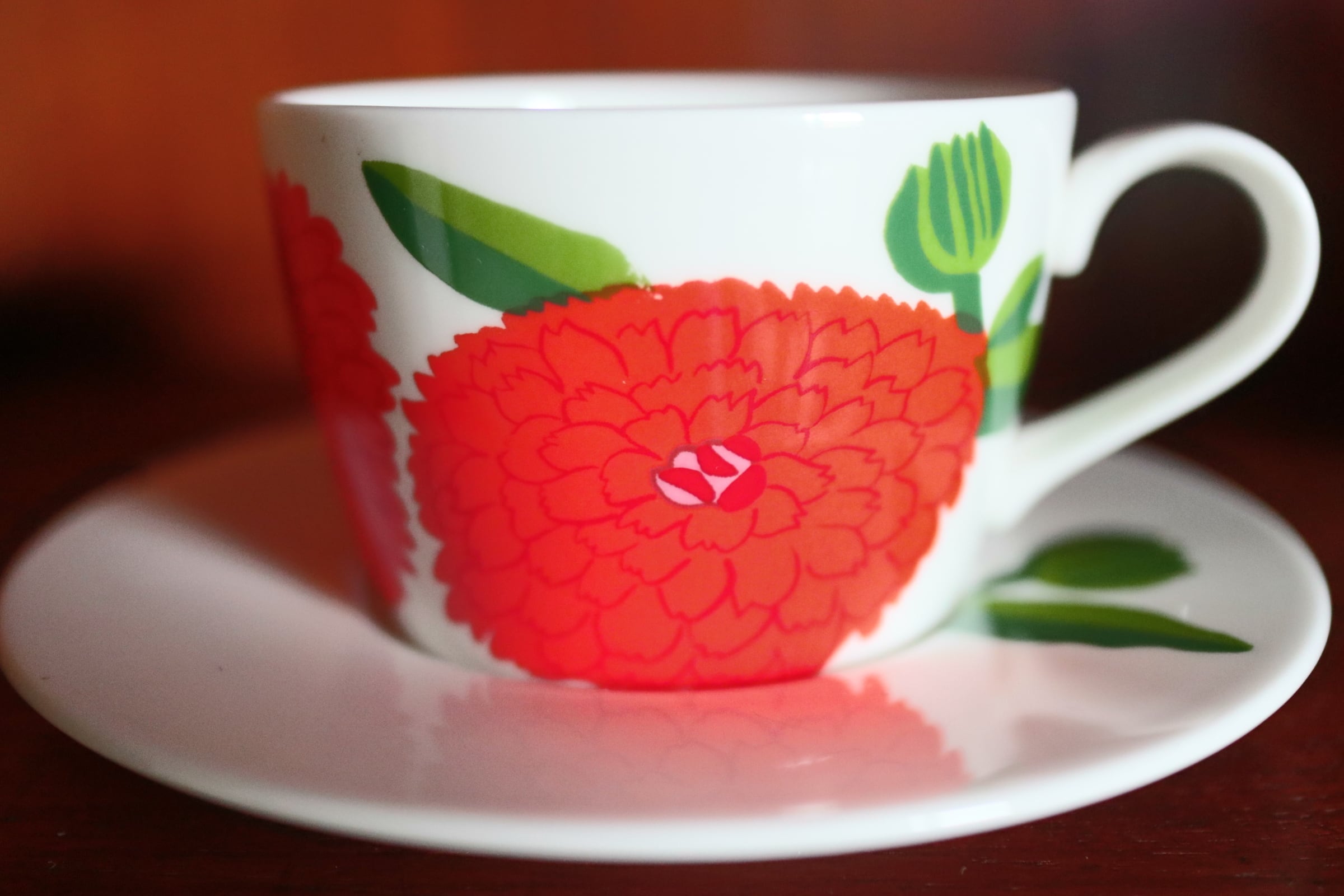 プリマヴェーラ　マリメッコ　イッタラ　Primavera 花柄　皿 4枚セット marimekko マリメッコ×iittala イッタラ Primavera プリマヴェーラ