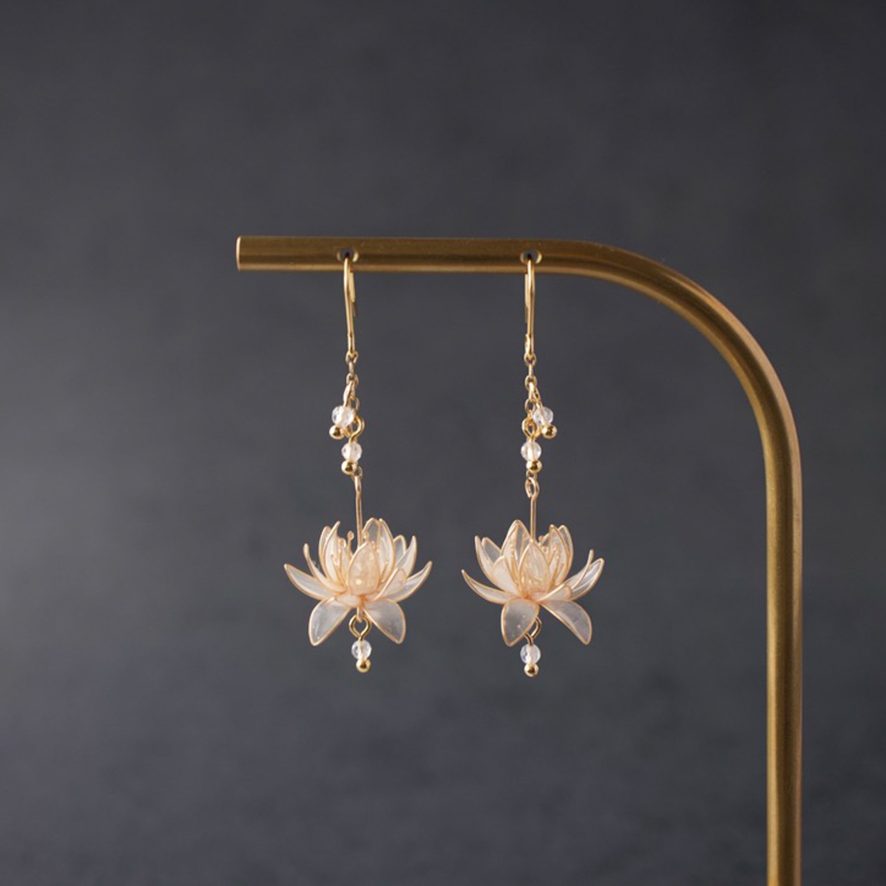 Atelier Works | 睡蓮の花 GOLD -S-