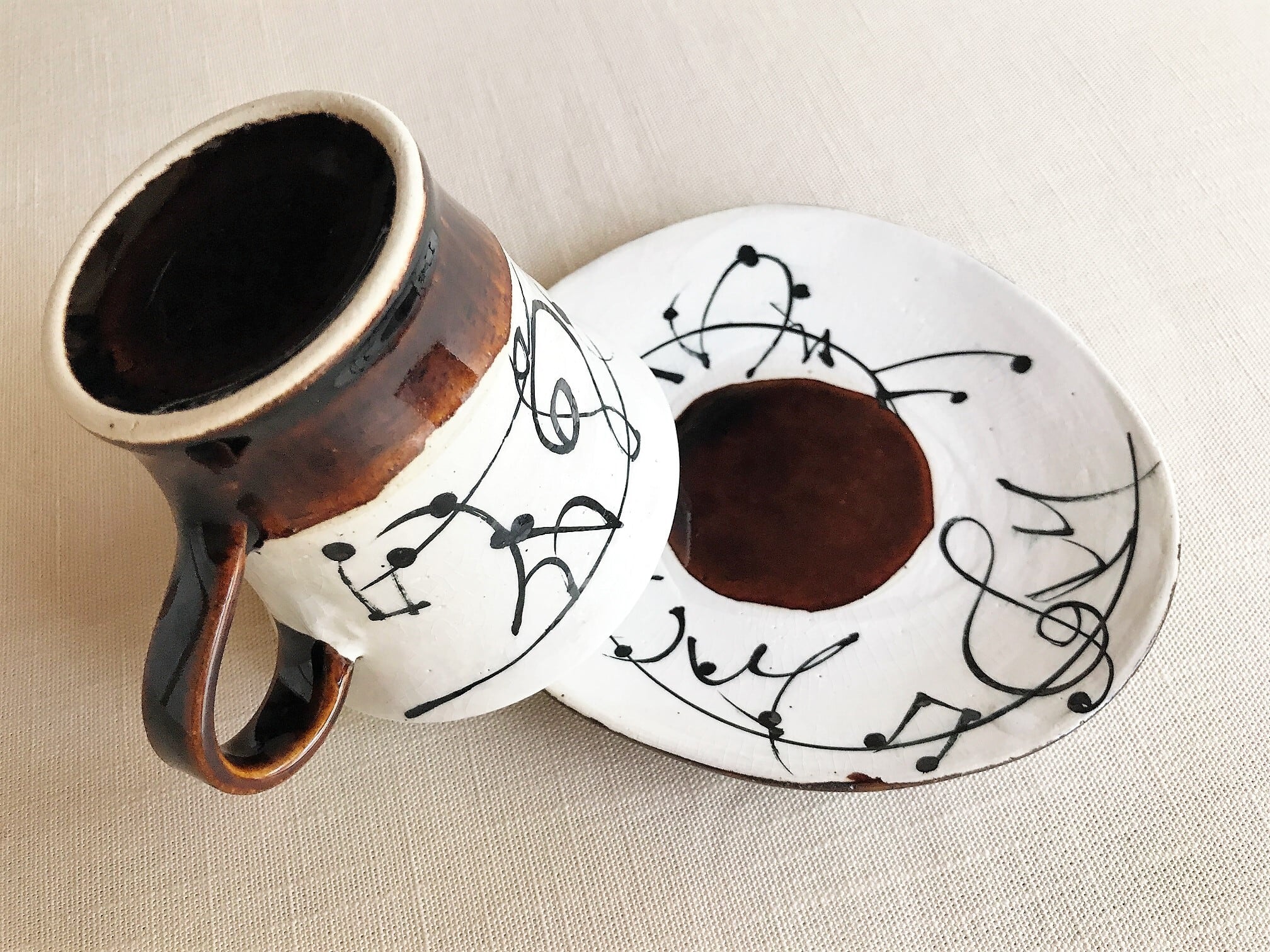 メロディー飴色 カップ＆ソーサー | 武山窯の美味しいうつわ