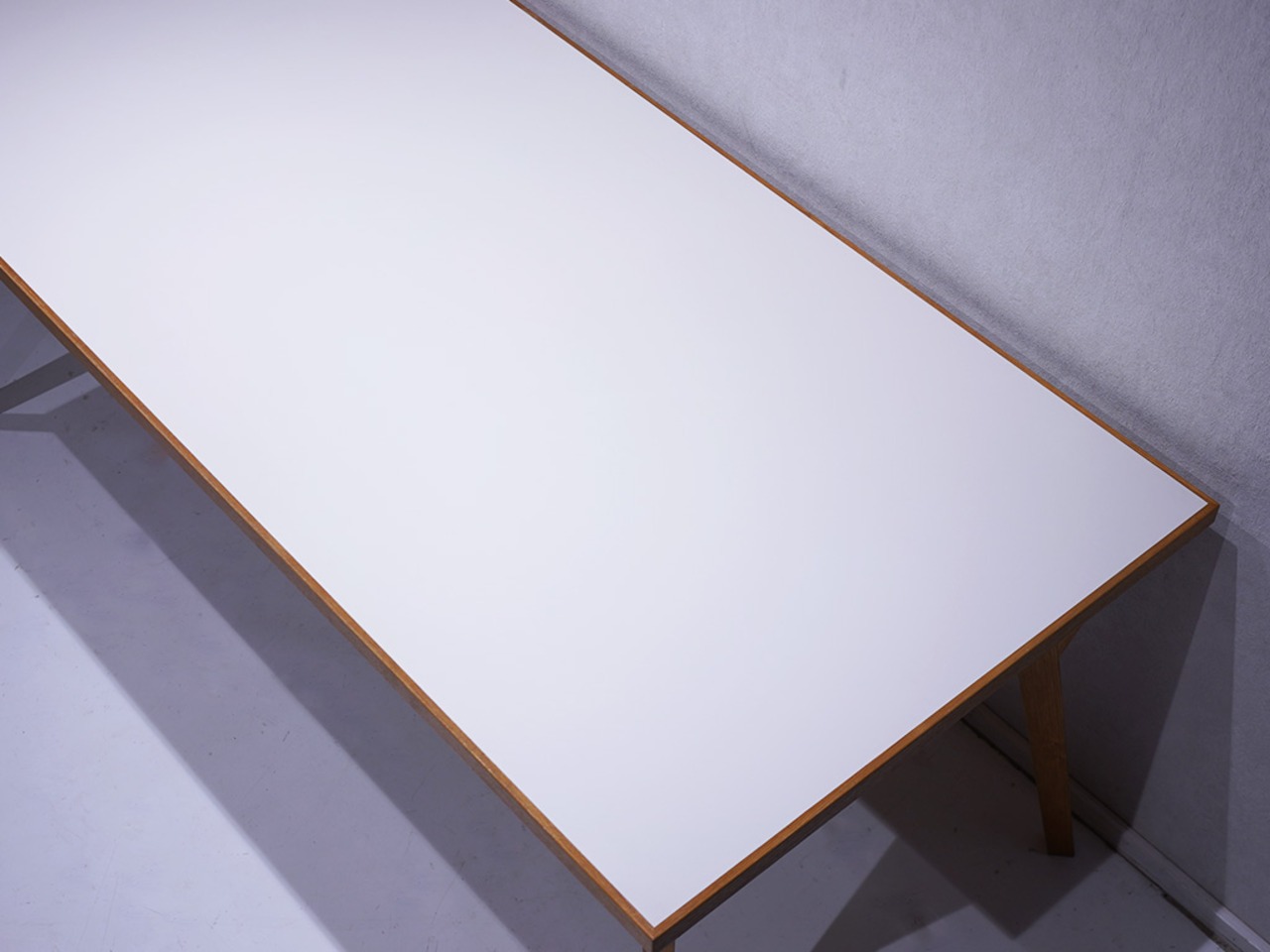 Anonymous Dining Table / 北欧 モダン ダイニングテーブル ナチュラル メラミントップ ホワイト テーブル / 関連:アクタス ウニコ イデー