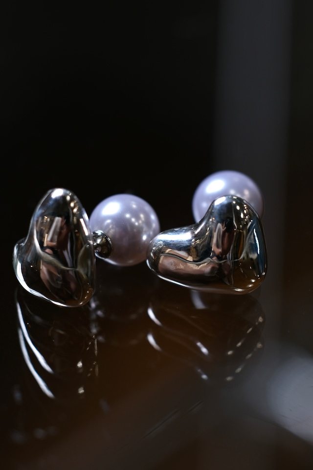 【MAISON D'PULSE】heart pierce pearl cat