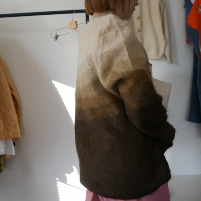 Gradation brown knit