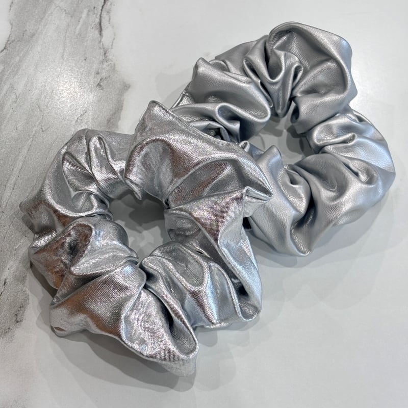 シルバーヘアシュシュ | lattencos