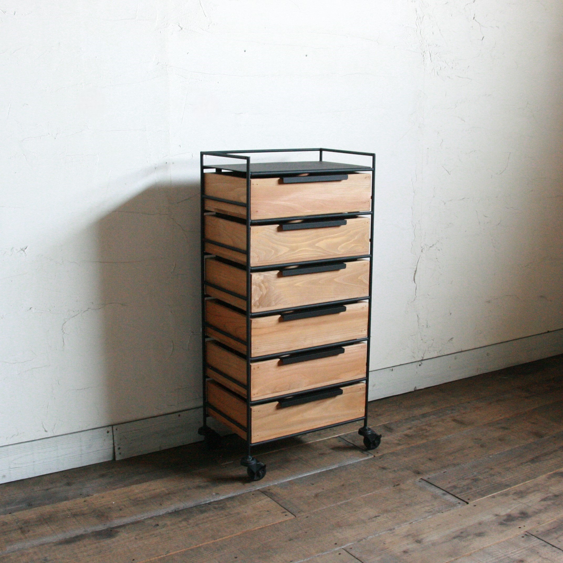 エルツ　木製人形（小箱の中の結婚式） エルツ 木製人形（小箱の中の結婚式） エルツ 木製人形（小箱の中の