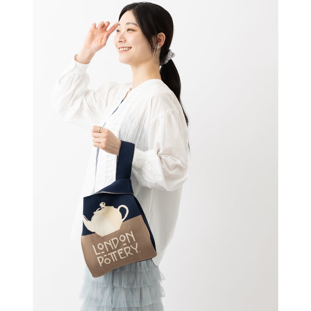 公式 先行販売 ロンドンポタリー ニットトートバッグ 02.Ivory