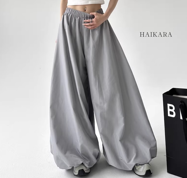 ボリュームバルーンシルエット・カジュアルワイドパンツ ボリュームバルーンシルエット・カジュアルワイドパンツ