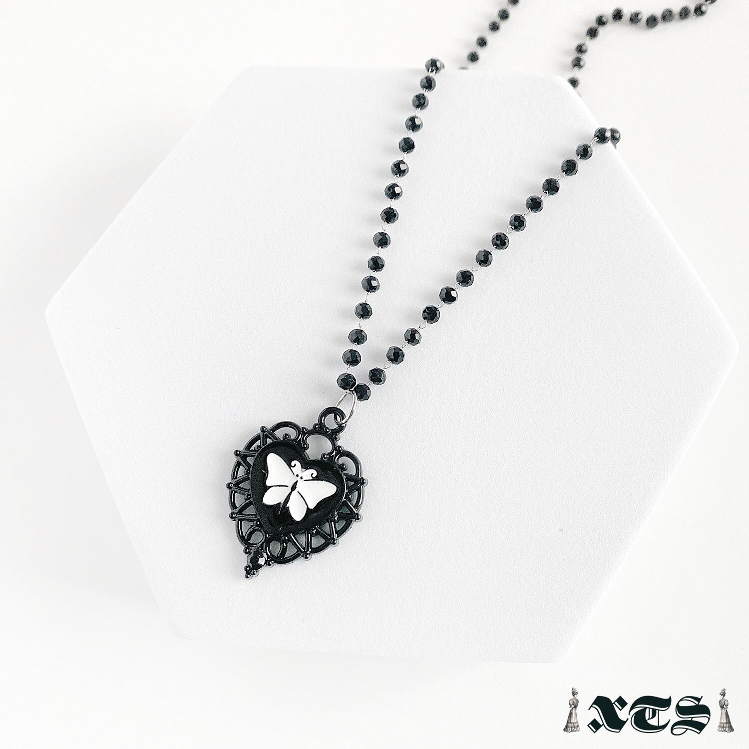Black Heart Butterfly Necklace【TS0269】