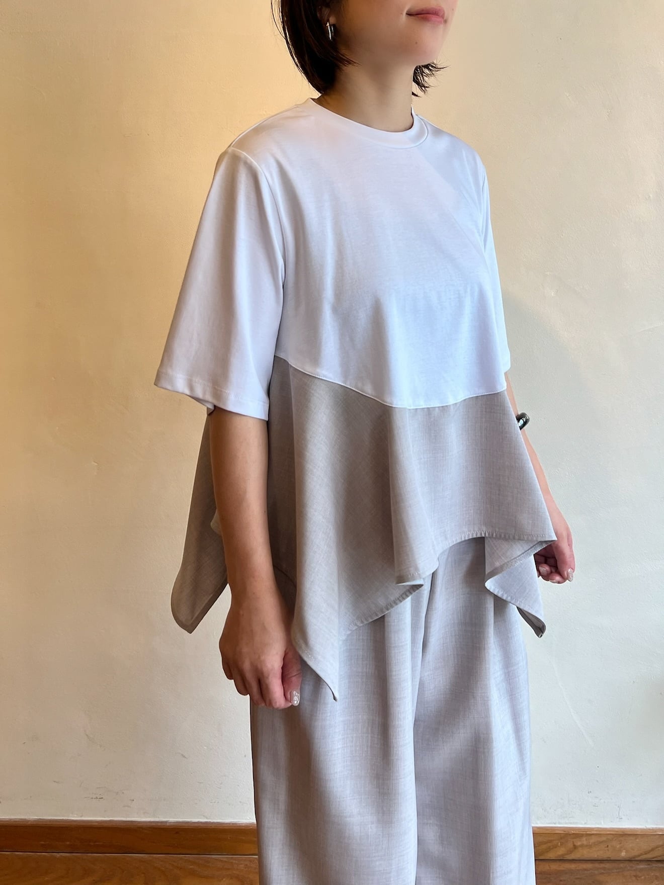 Dignite collier / ロゴTブラウス | anouk