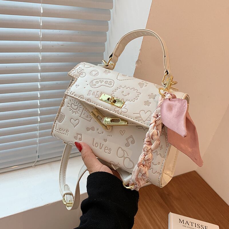 レッドスタイルサマー 夏物 スクウェア メッセンジャーバッグ 手作りハンドバック61870273703