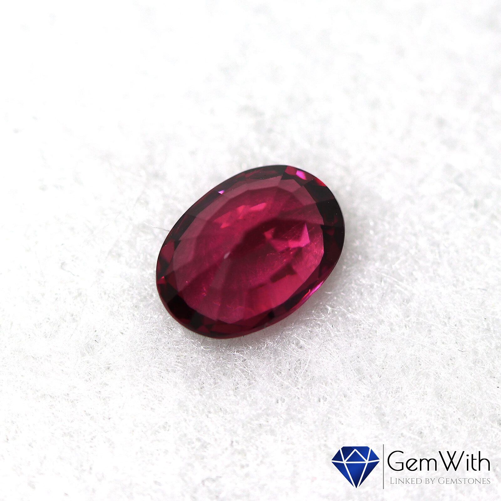 ロードライトガーネット1.66CT | GemWith