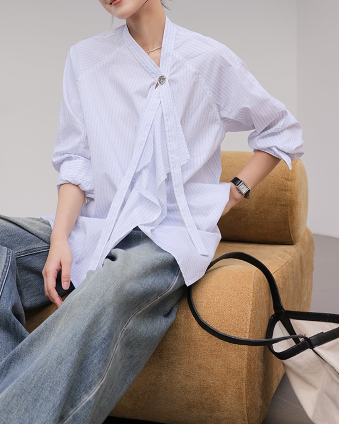 フリルタイストライプシャツ A25062