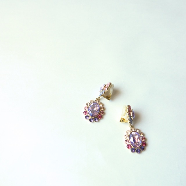 クリスタルビジューフラワーピアス／イヤリング