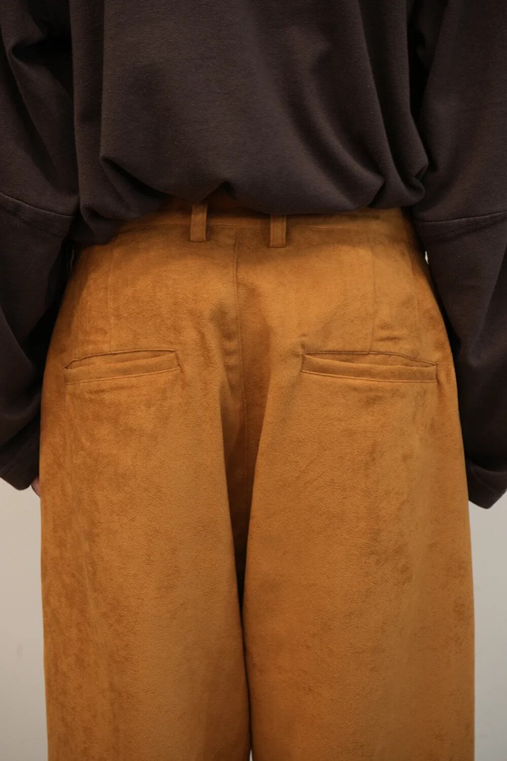 24AW】ANCELLM VEGAN LEATHER SIDE LINE PANTS (YELLOW) ANC-PT51
