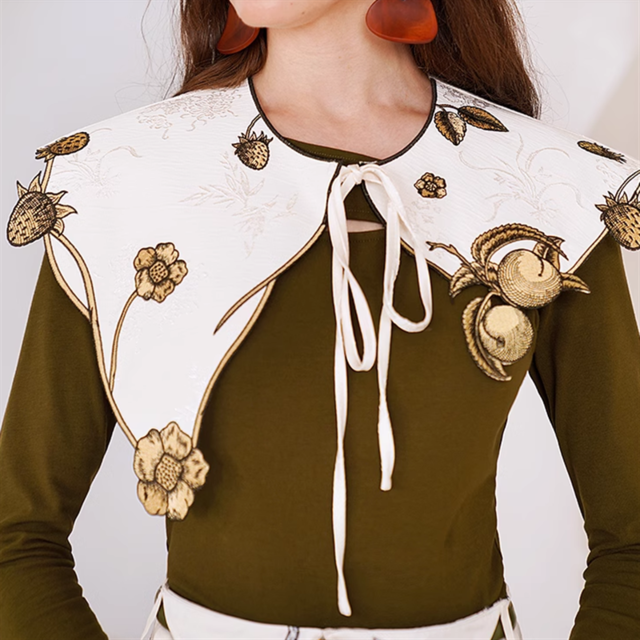 【Camoooni】リス刺繍ネクタイ　10968