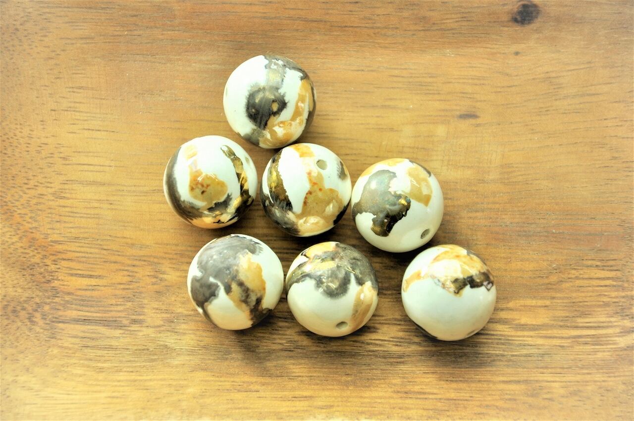 b - 3 つやつや陶器(おうど× ぐれー) 約18mm