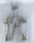 デザートフォーク 持ち手が細く繊細なデザイン 在庫2 12TWck15