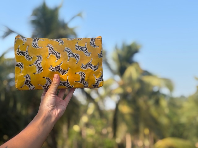 Goa Zebra Print Pouch (大)