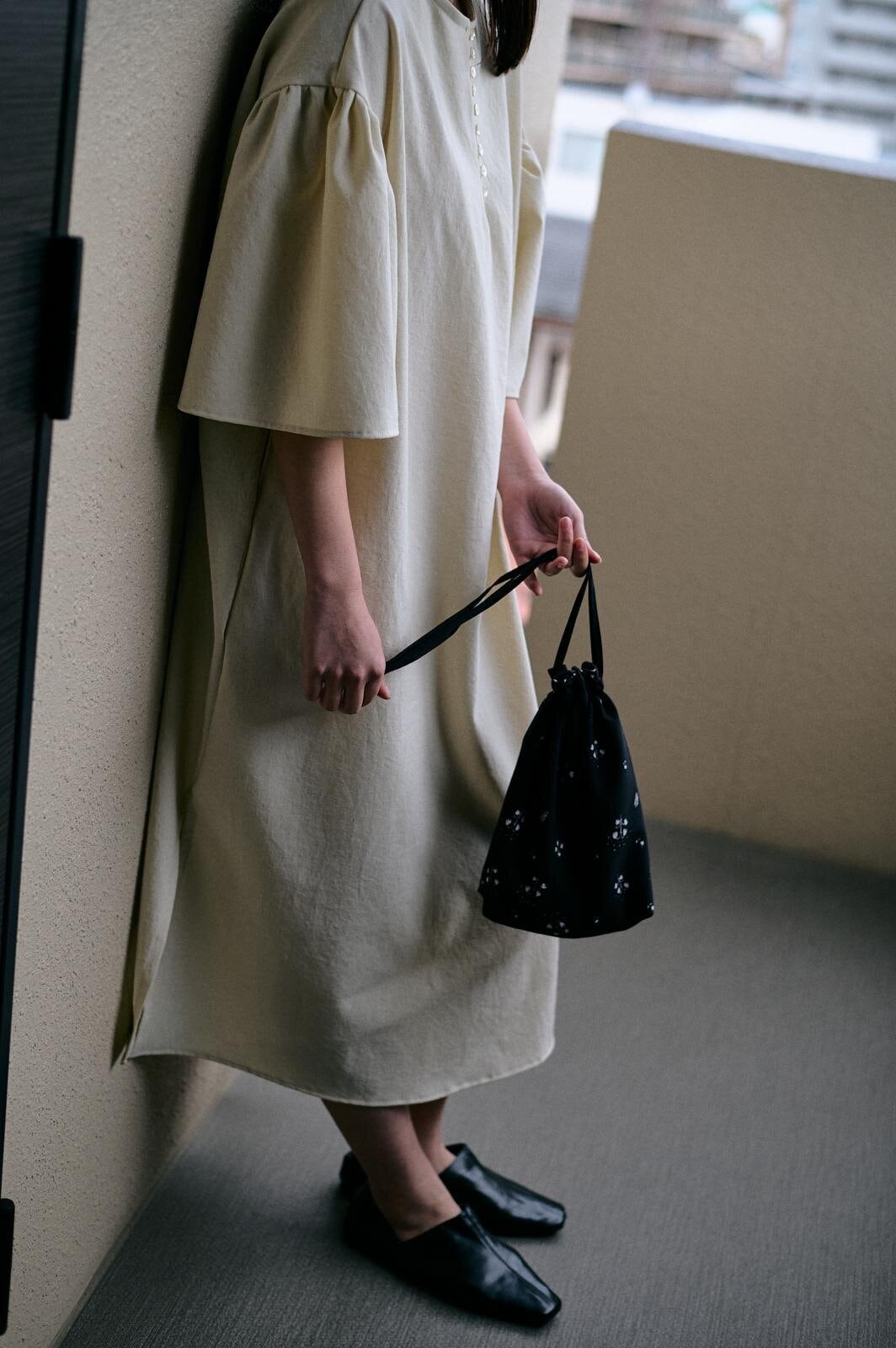 suzuran drawstring 巾着 bag | -by RYOJI OBATA OFFICIAL STORE