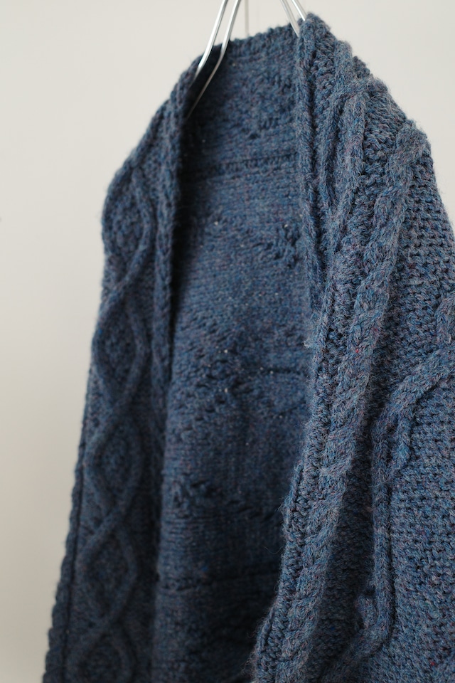 daughter/winter theme knit cardigan