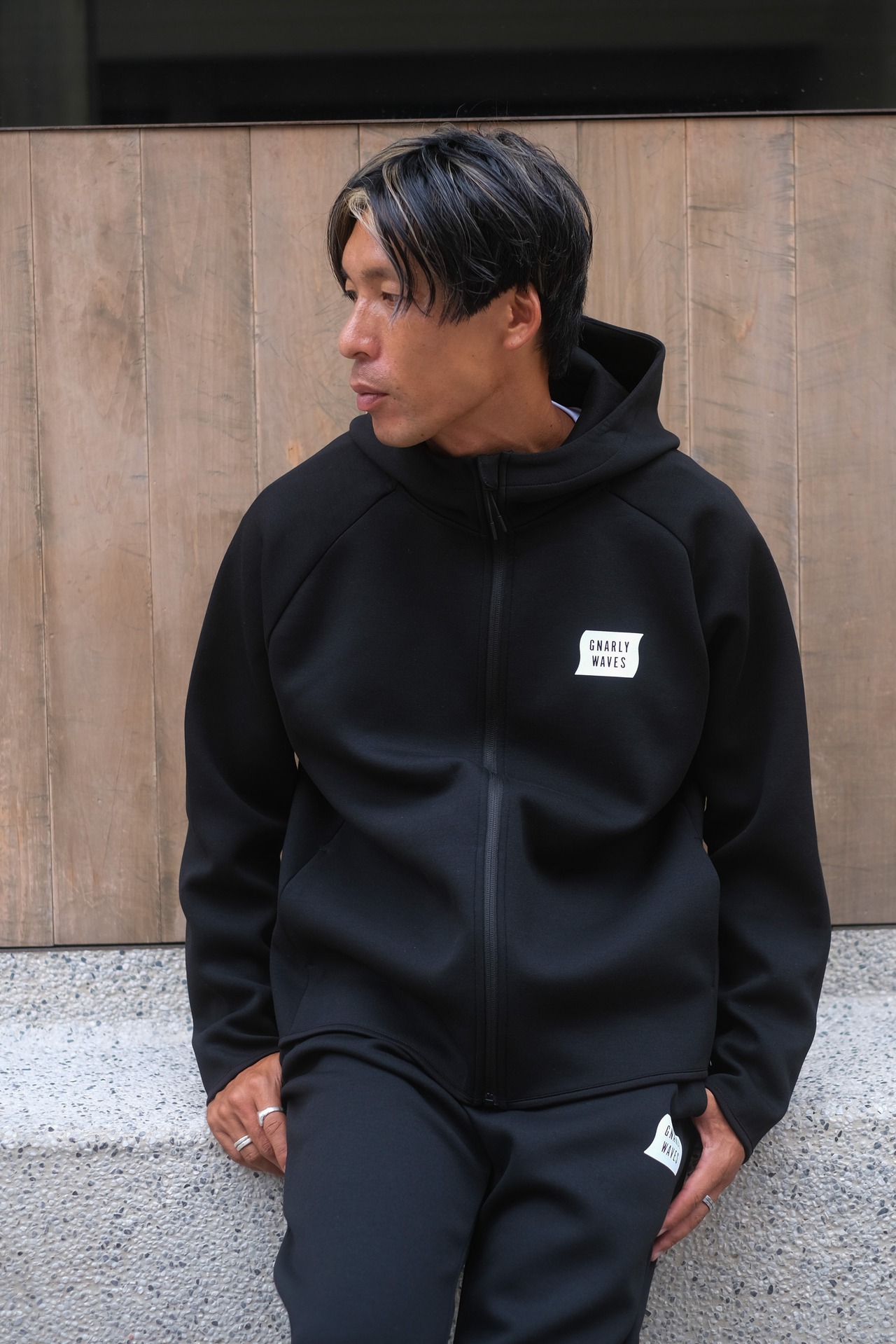 GNARLYWAVES BOX LOGO ZIP HOODIE