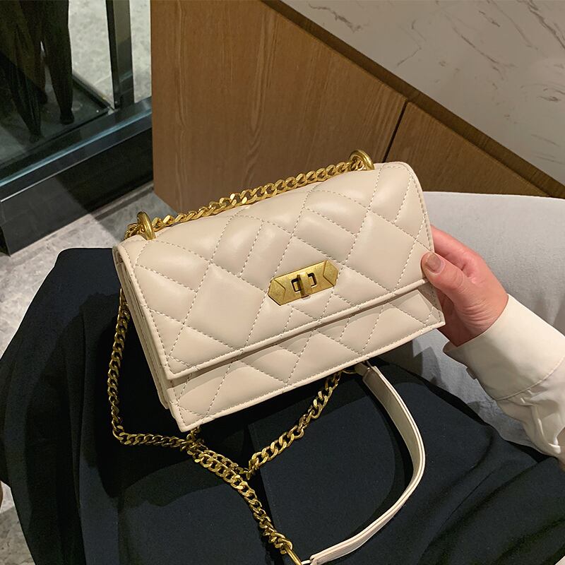 夏の女性の小さなバッグ2020新しいトレンディなワイルドチェーンシングルショルダーメッセンジャーバッグネット赤ファッション小さな正方形のバッグ Tiancai_Wing_Bag4604594