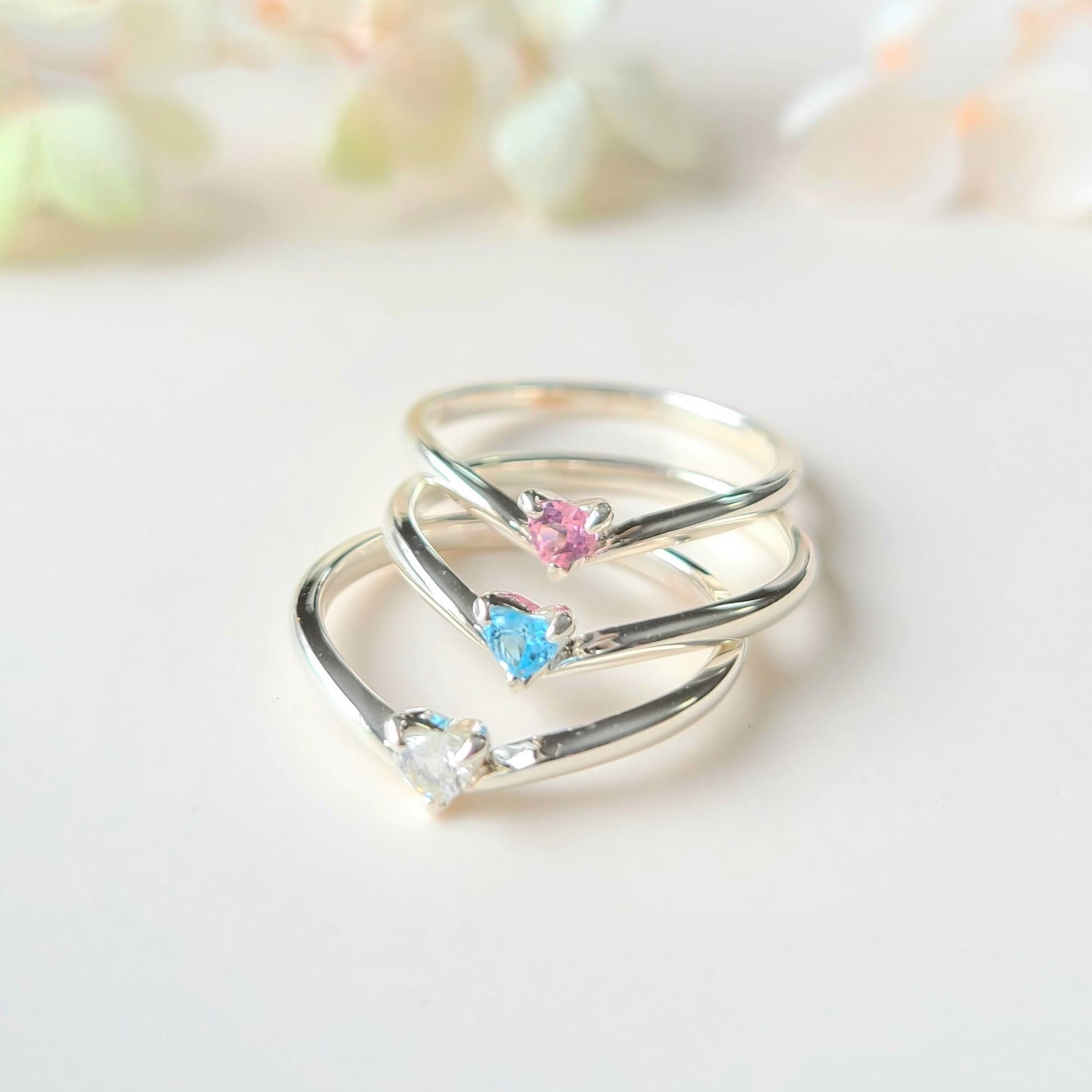 【春色3カラー?】ハート型天然石のV字リング シルバーリング*天然石*華奢《送料無料》