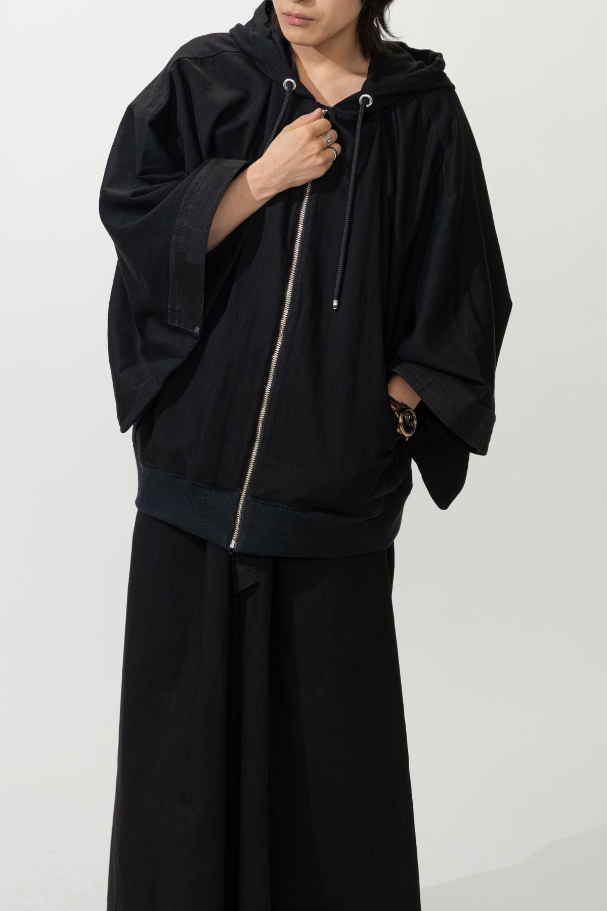 数量限定｜受注生産】漆黒を纏う、KIMONOパーカー “BLACK × 刺子