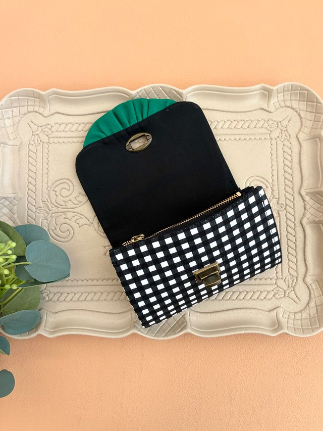 シンプル仕様のミニ財布・チェック