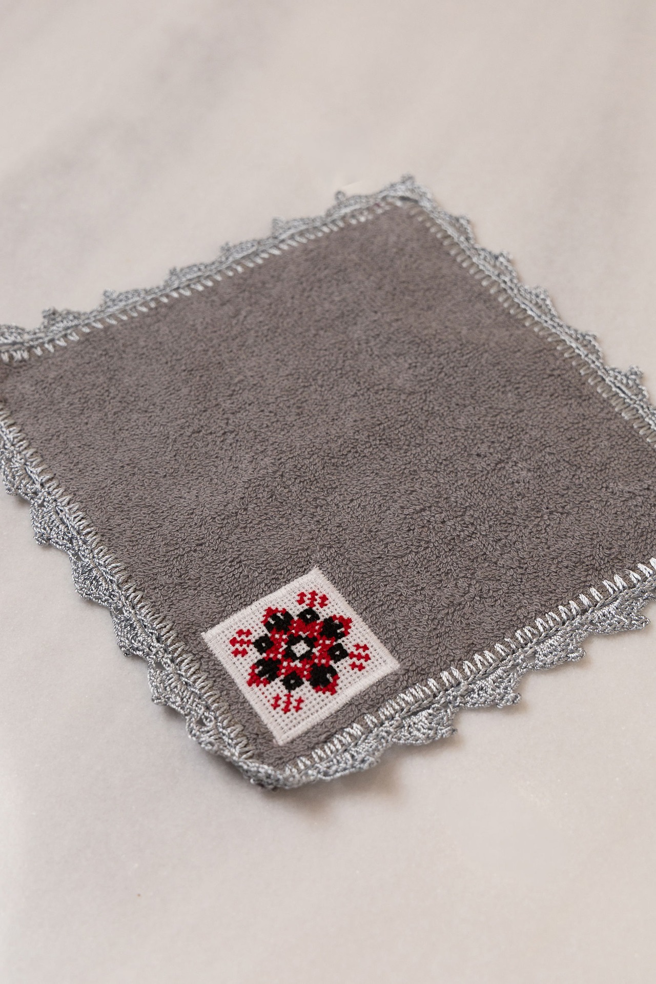 ウクライナ暗号手刺繍入りハンカチー手編みレース（祈り）Молитва　ハンドタオル - 1