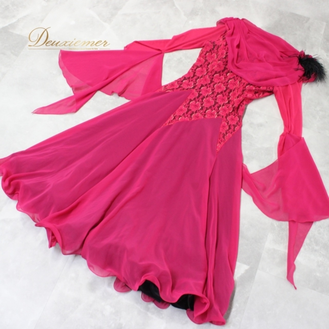 社交ダンス 衣装 スタンダード ドレス ワンピース パーティ衣装 レディース オールシーズン 黒 花柄 prima boutique プリマブティック ピンク系 ブラック系 レース フロート マゼンダピンク フロート付き 伸縮性 有り 軽やか 洗練 可愛い