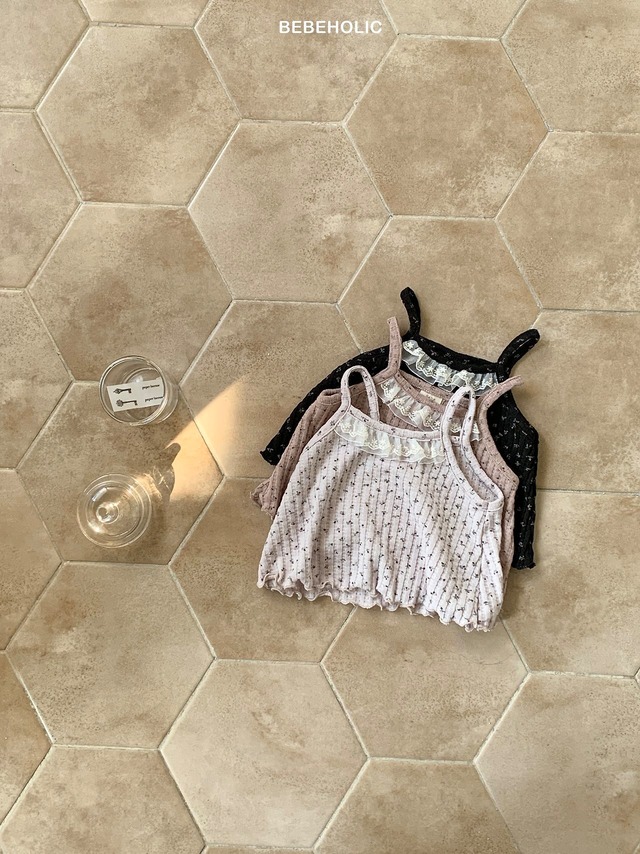 【予約/送料無料】BEBEHOLIC / lily frill camisole