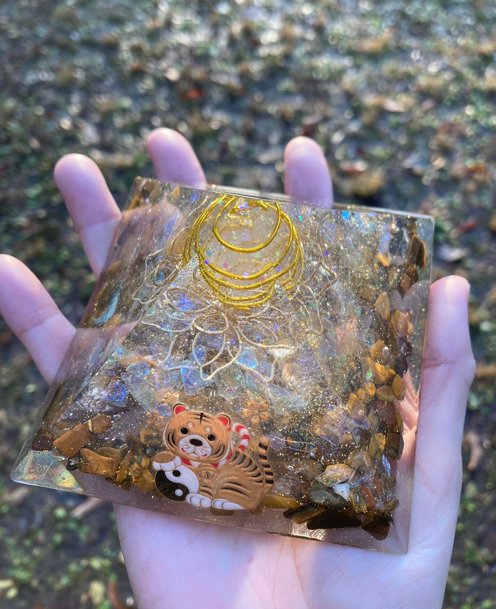 驚きの価格 ひまわり様 専用ページオルゴナイト優雅に座る九尾の狐