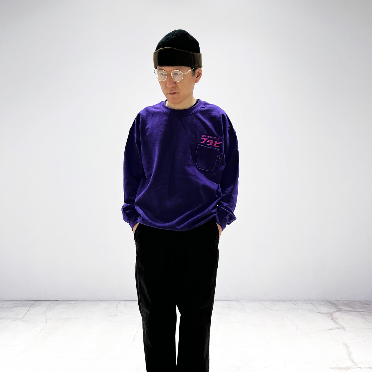 ブラピ EMBROIDERY POCKET CREW NECK SWEAT (4色) | blank pizza studio