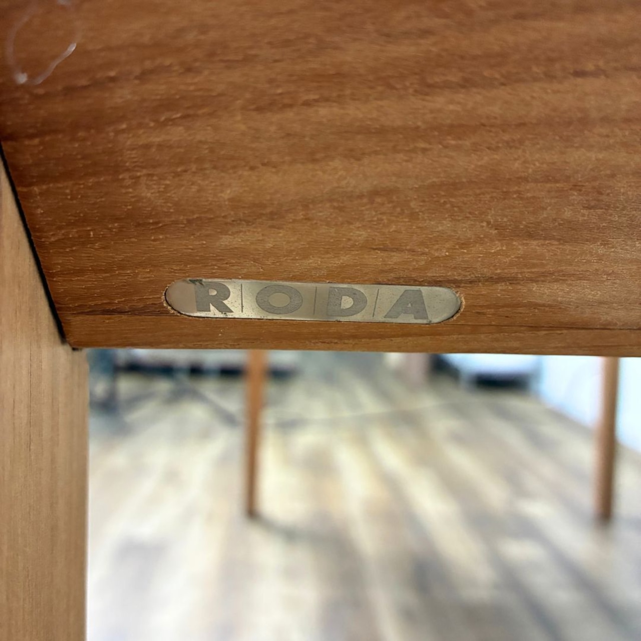 RODA TEKA ローダ テカ ダイニングテーブル アウトドアテーブル デザイナーズ家具 チーク材 モダン ブルー系【中古】【400サイズ】