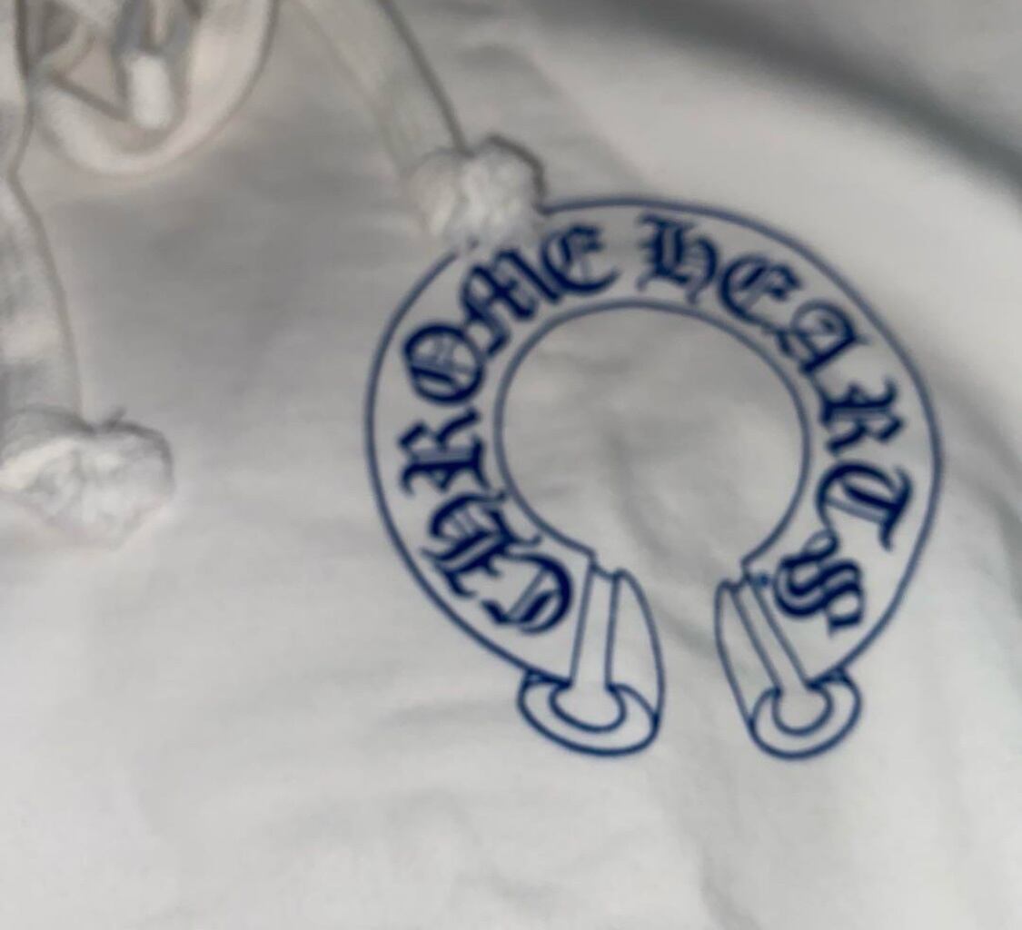 CHROME HEARTS クロムハーツ クロス モチーフ パーカー フーディー LA