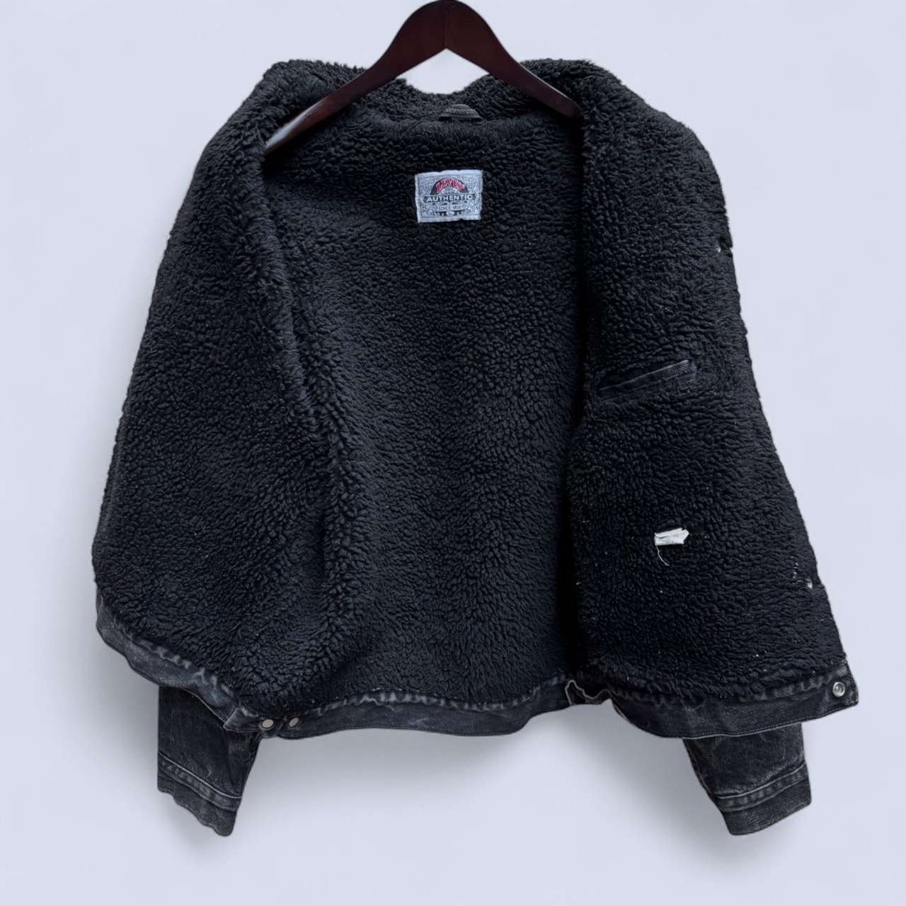 LEVI'S BLACK SHERPA TRUCKER JACKET