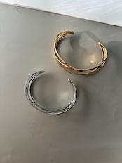 マルチラップバングル