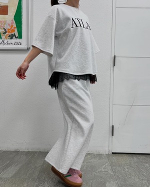 ロージー  Rosiee ロゴ刺繍5分袖TOPS