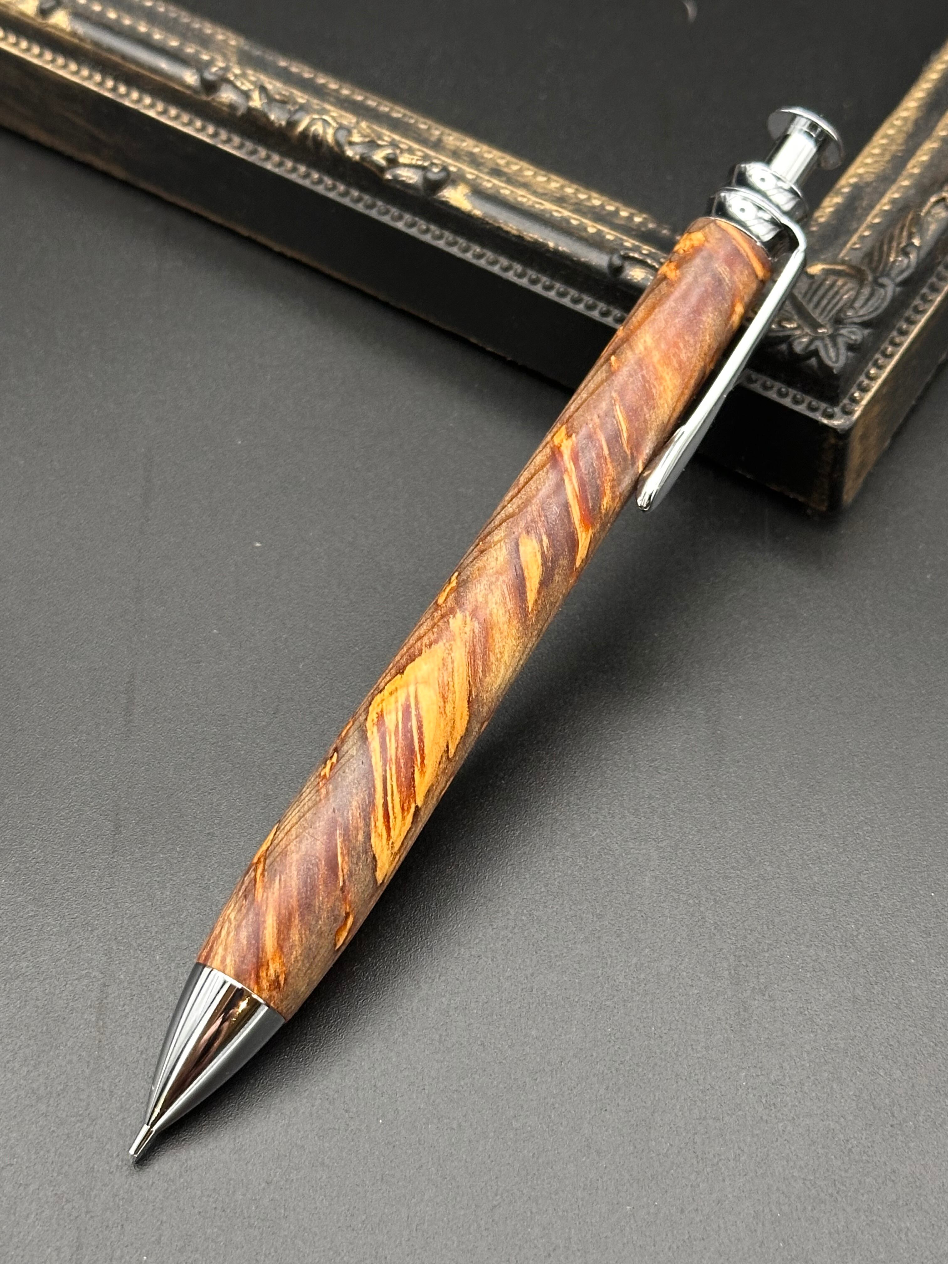 178肥松　木製シャーペン　ダブルR溝付き　ステンレス　根の部分から木取り 肥松/木軸シャープペン 低重心タイプ | Flamberg
