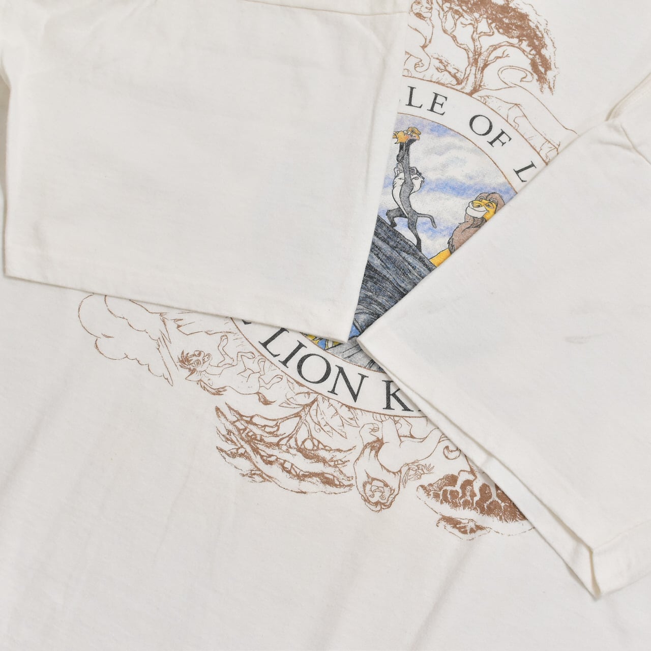 90s USA製 Lion Back Tシャツ 古着 90s USA製 ライオン 子羊 アニマル モノクロ Tシャツ L